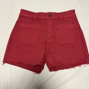 Madewell patch pocket shorts in Nantucket red color